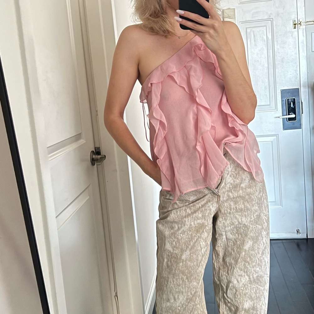 Zara One-Shoulder Ruffle Tank Top in Light Pink - Picture 4 of 4